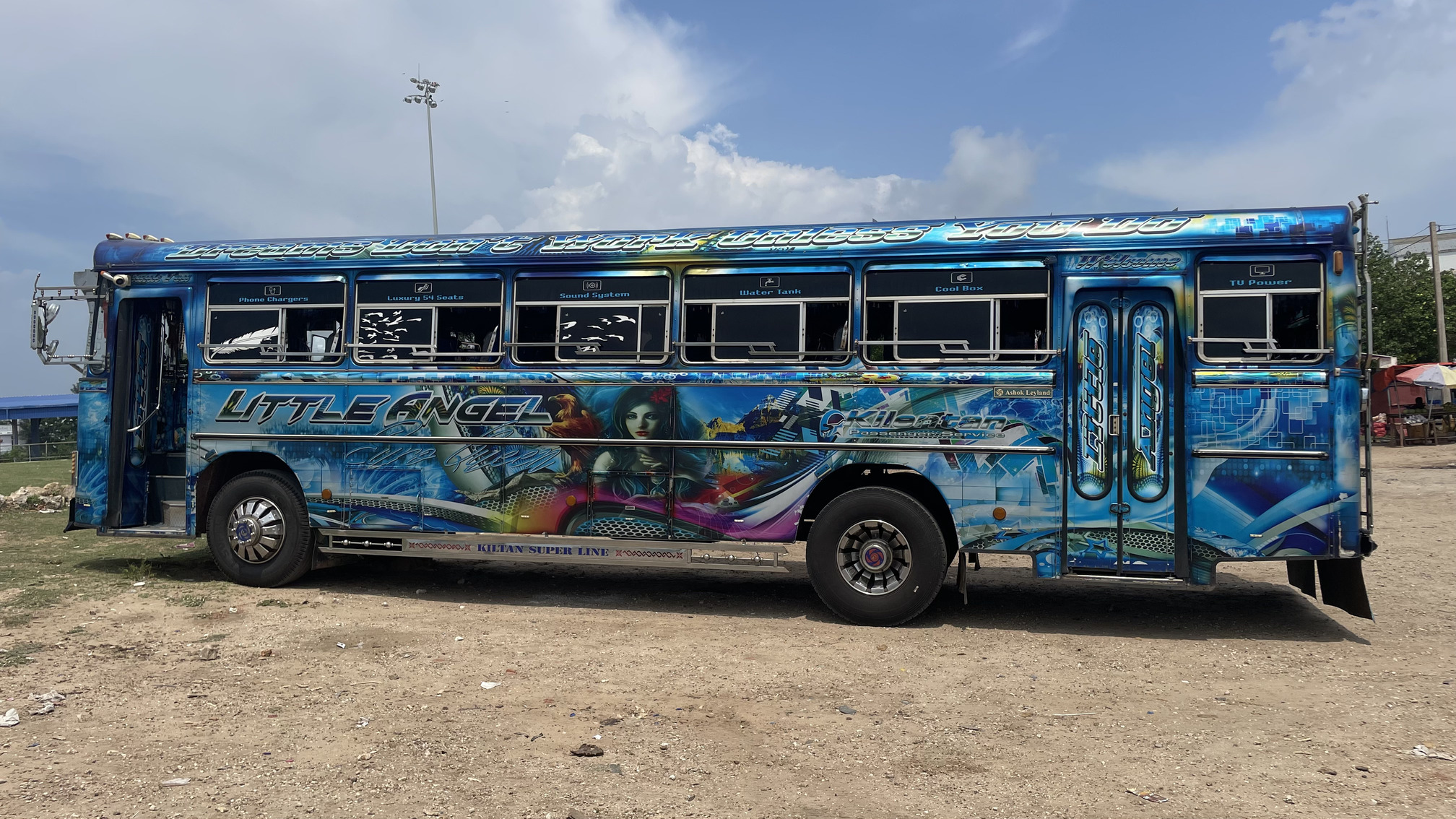 Bus colorato dello Sri Lanka